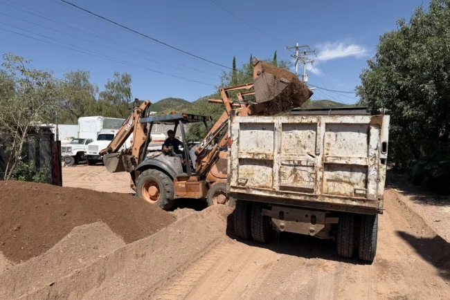 Avanza al 35% la reparación de calles dañadas por las lluvias en Nogales