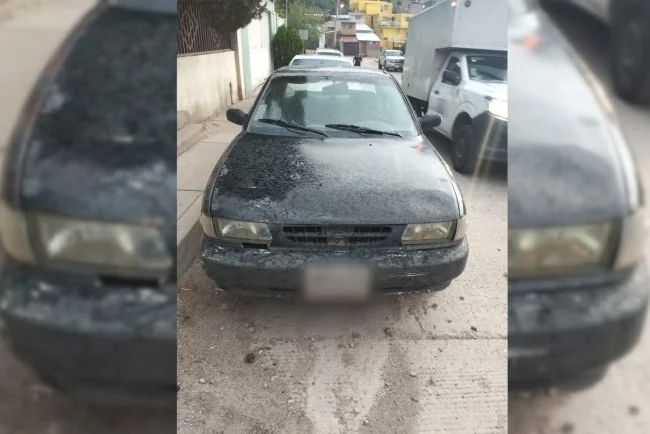 Localizan Tsuru robado abandonado en calles de Los Virreyes