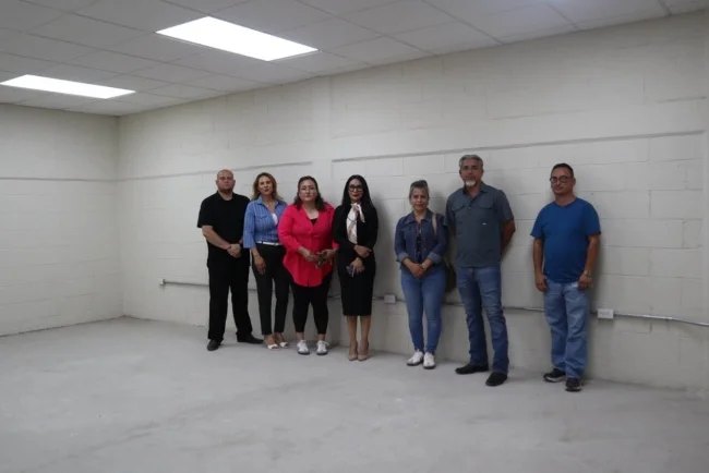 Entrega Preparatoria Municipal nueva aula para fortalecer plantel La Mesa
