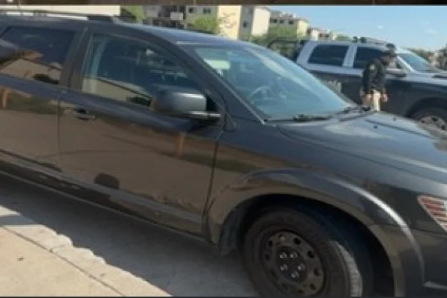 Aseguran en Nogales vagoneta robada en Estados Unidos