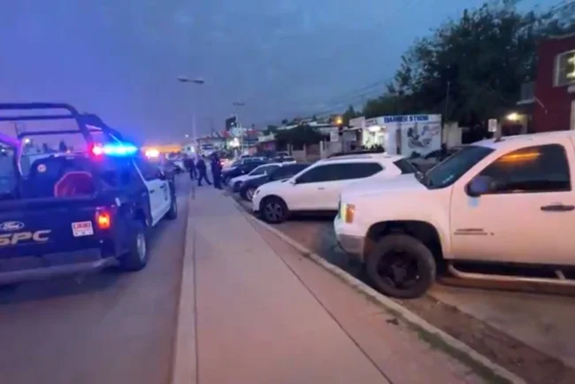 Persiguen a joven y lo hieren de bala tras presuntamente sacar un arma en Nogales