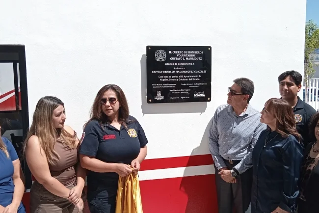 “Él amaba ser bombero”: Dedican Estación 6 a la memoria de Pablo Sixto Domínguez