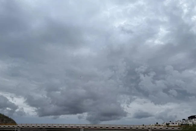 Alertan por posibles corrientes de agua y tormentas eléctricas en Nogales