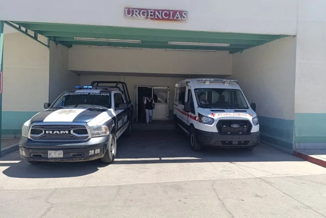 Adulto mayor resulta lesionado de gravedad tras riña con joven en casino