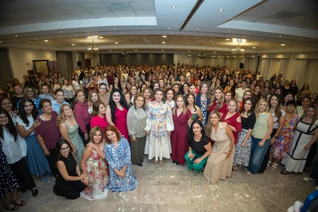 “El tiempo de las mujeres lo construimos juntas con amistad y sororidad”: Lorenia Valles