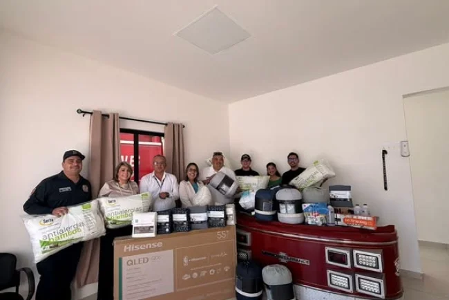 Dona INDEX Nogales equipo y artículos para nueva estación de Bomberos