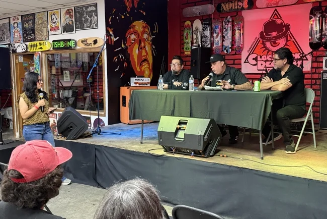 Música en vivo y fotografía despiden una jornada dedicada al rock en Nogales