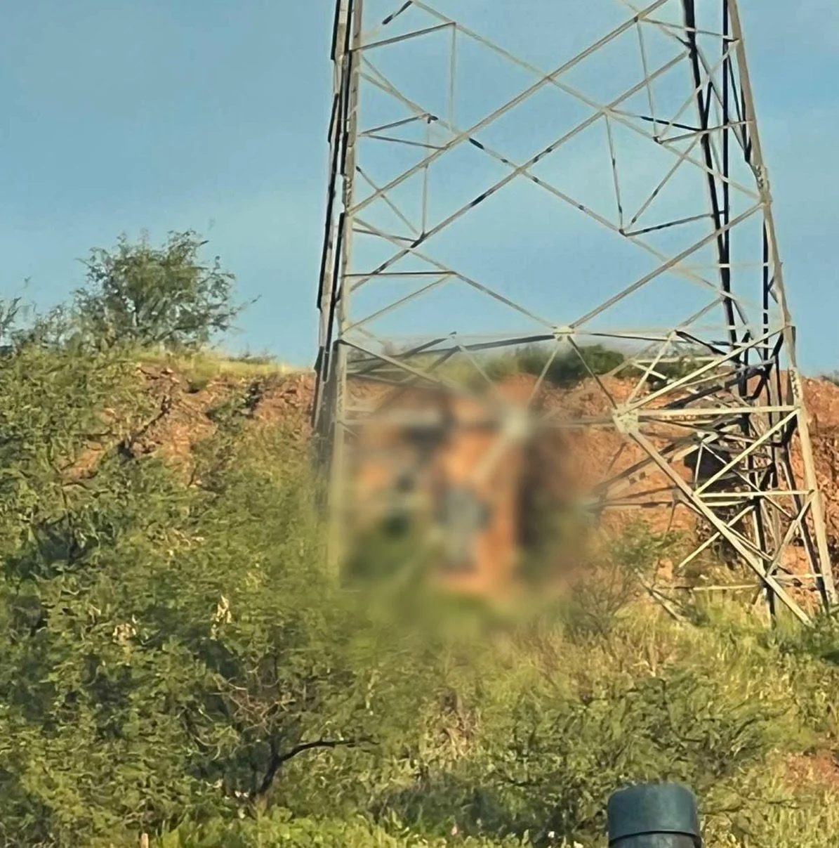 Localizan sin vida a adulto mayor sobre torre de alta tensión en Nogales