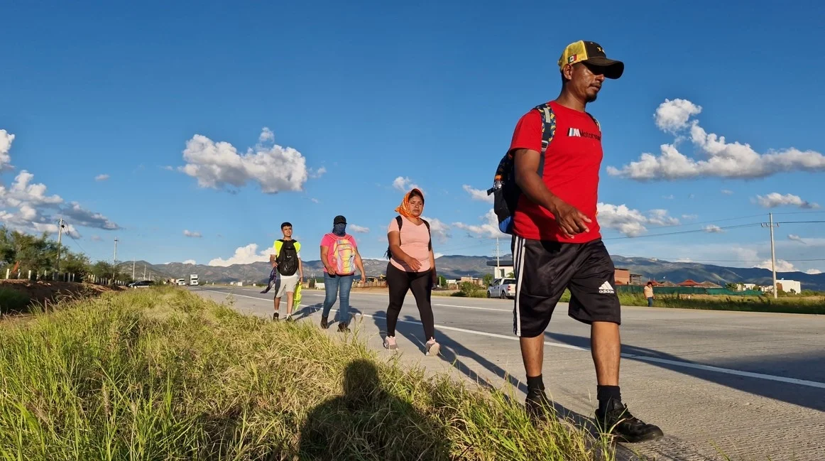 Nogales habilitará código QR para brindar apoyo a caminantes rumbo a Magdalena