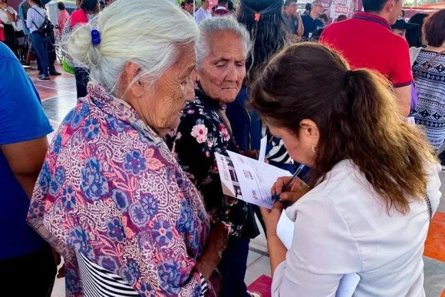 Ofrecen alfabetización y certificación gratuita de primaria y secundaria en Nogales