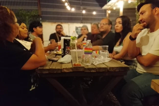 Abrazos de Mamá fortalece espacios de apoyo y convivencia para jóvenes y familias