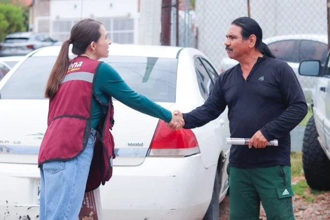 Julia Huerta fortalece recorridos y diálogo con vecinos de Nogales