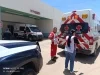 Hospitalizan a hombre tras caer de puente al intentar salir de estructura incendiada