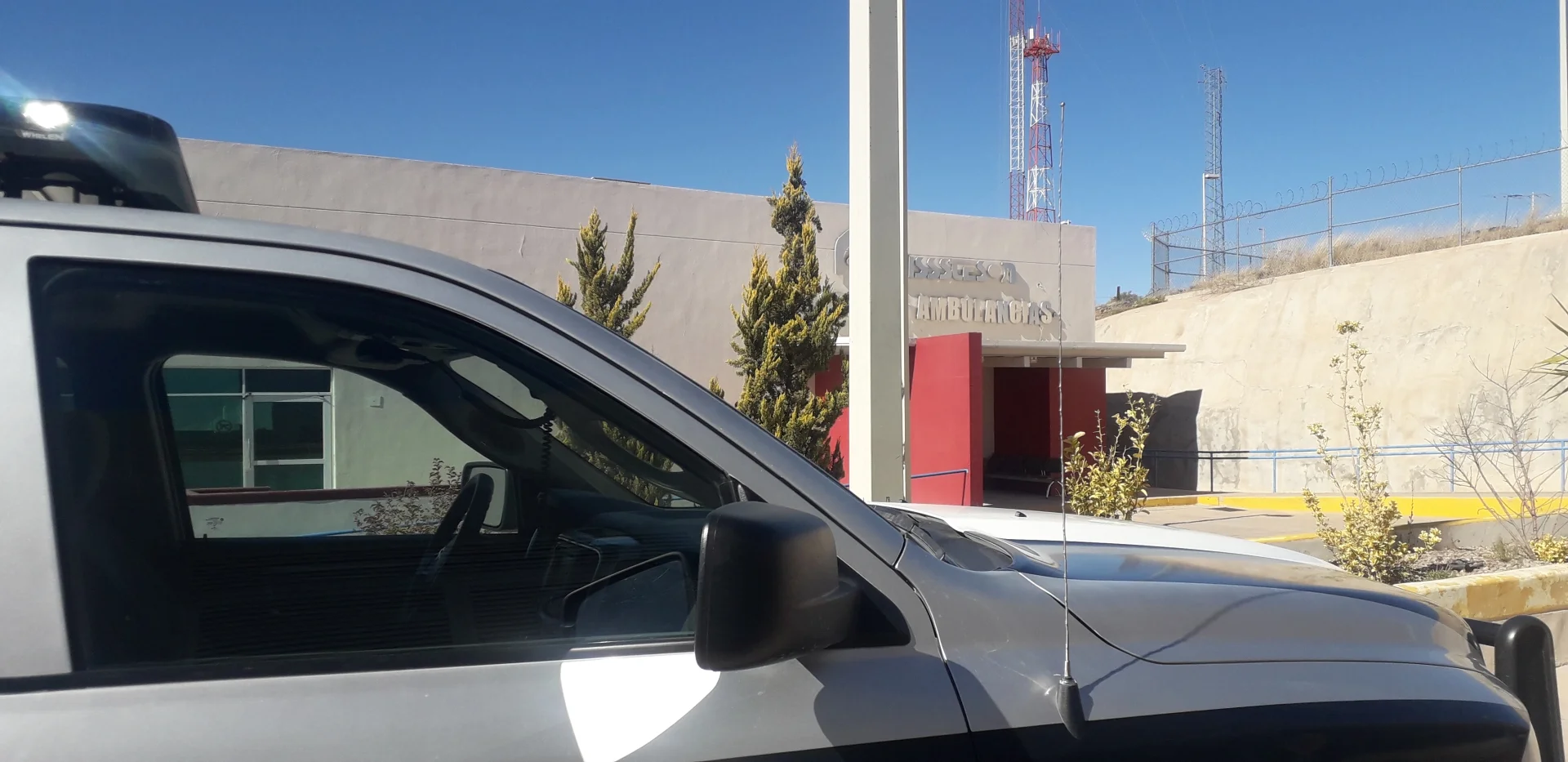 Denuncian robo de cableado y daños en instalaciones del Isssteson en Nogales