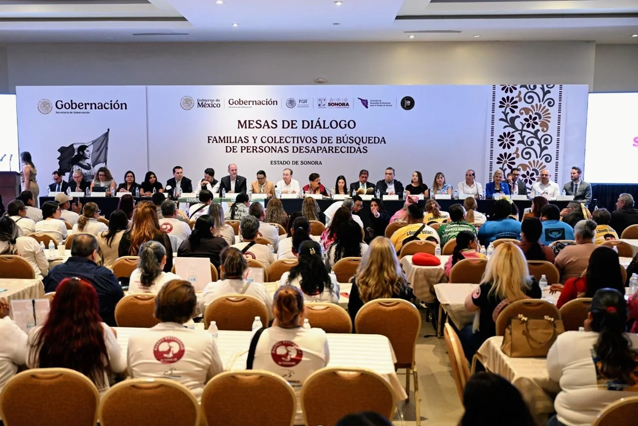 Dialogan autoridades y colectivos para fortalecer la búsqueda de personas desaparecidas