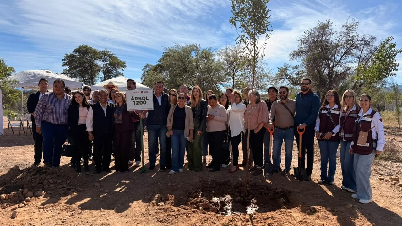 Concluye plantación de mil 200 árboles en el Bosque Urbano La Mesa