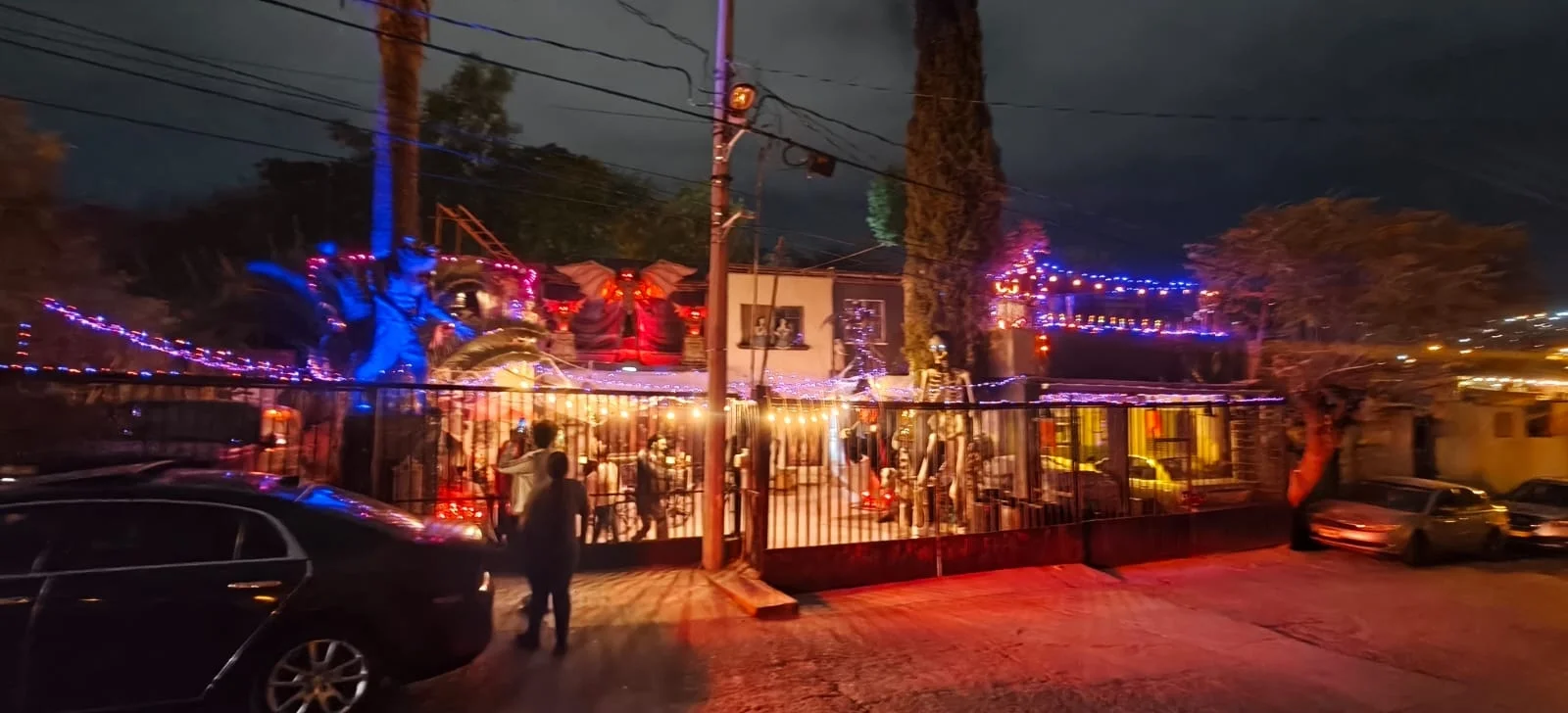 Casa de Halloween de la familia Islas espera a más de mil visitantes en Nogales