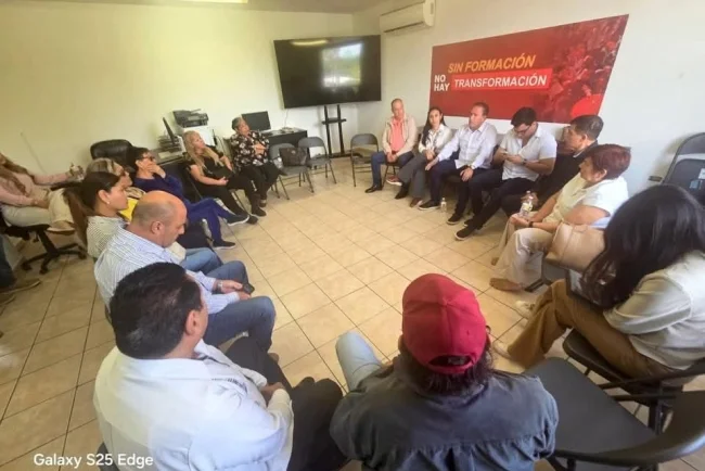 Angélica Burgos impulsa unidad y trabajo territorial de Morena en Nogales