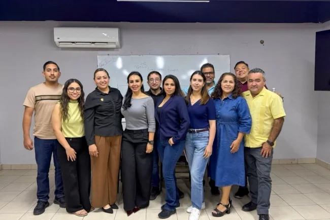 Angélica Burgos fortalece diálogo con el SNTSS y llama a reforzar trabajo territorial de Morena en Nogales