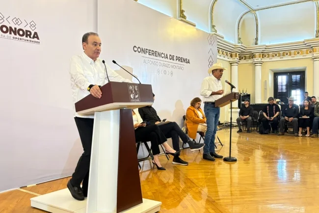 Reapertura de cuarentenaria de Nogales impulsará exportación de ganado a Estados Unidos
