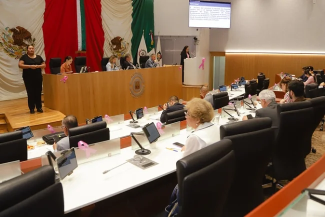 Presentan iniciativas de salud, empleo y atención social en el Congreso de Sonora