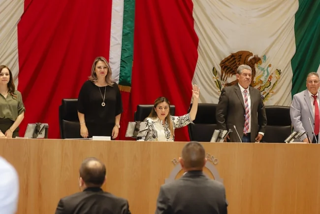 Turnan a comisiones propuestas para reforzar la protección de mujeres en Sonora