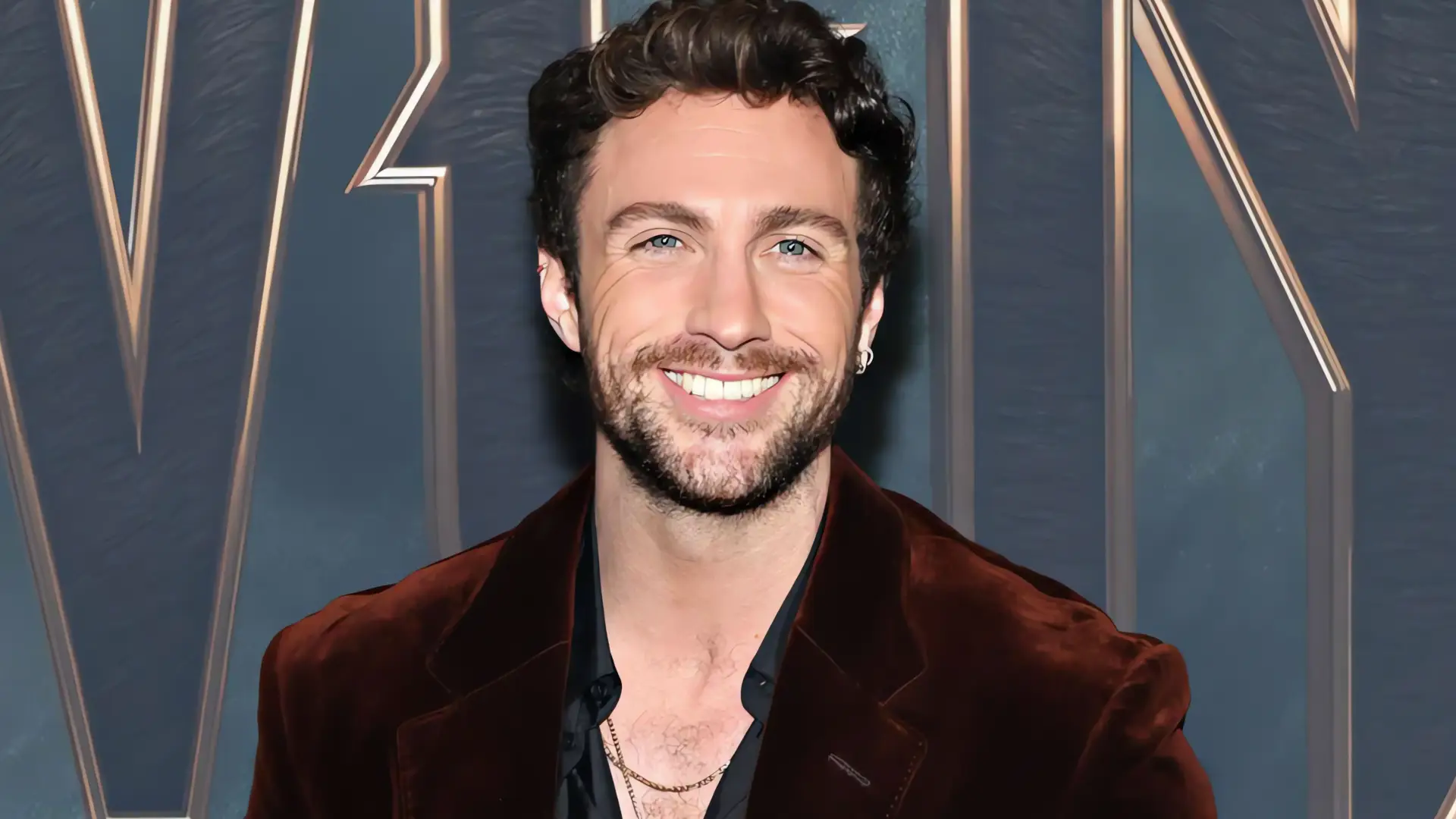 Aaron Taylor-Johnson: Más allá de 007, una historia de amor excepcional
