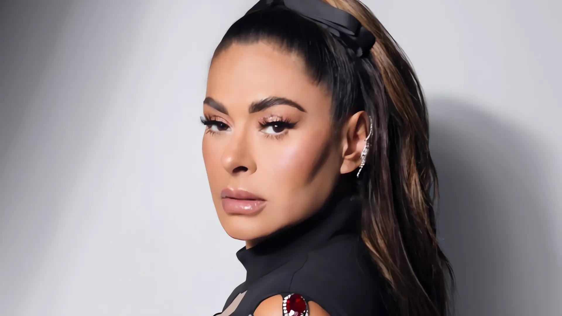 ¿Quién es la Máscara? amenaza la carrera de Galilea Montijo
