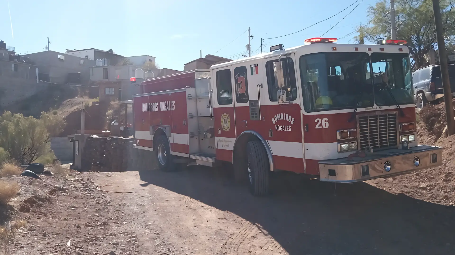 Incendio múltiple mantiene ocupados a bomberos
