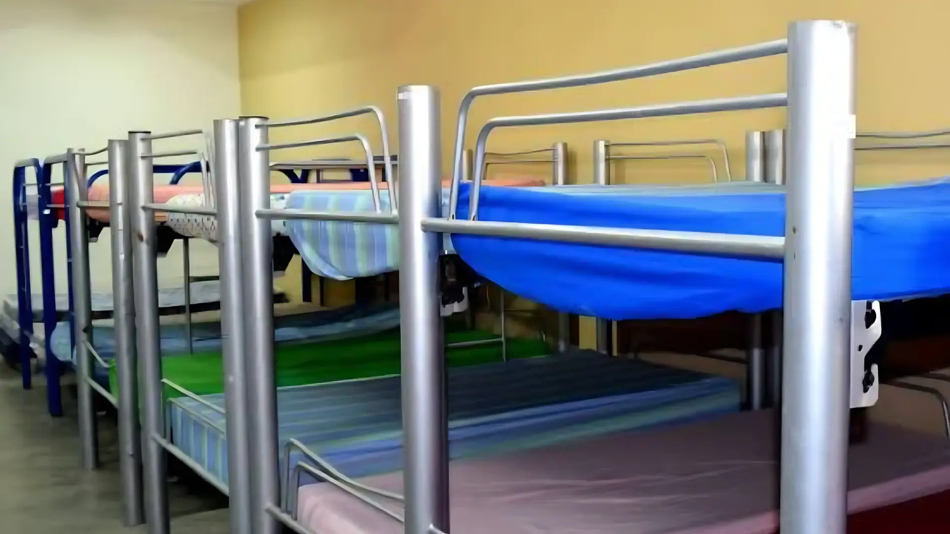 144 albergues preparados para frente frío
