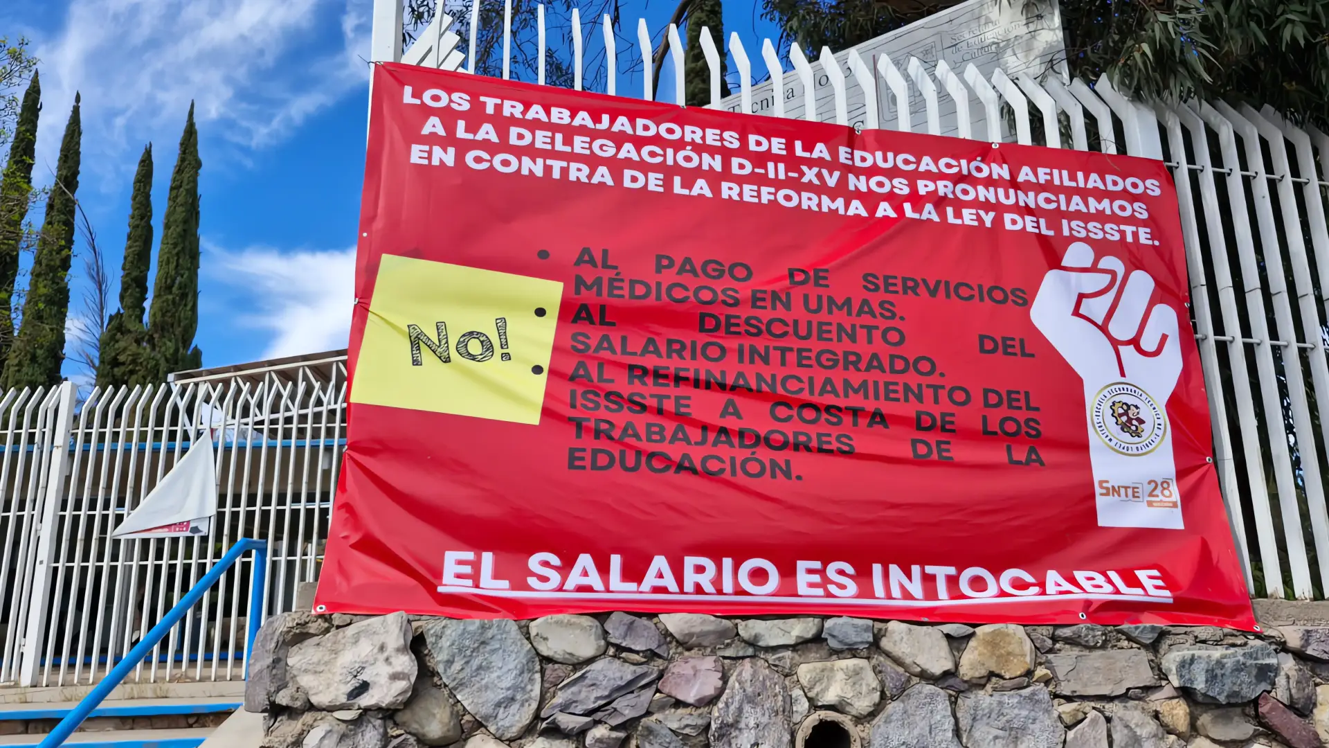 Maestros sonorenses paralizarán labores contra reforma al ISSSTE