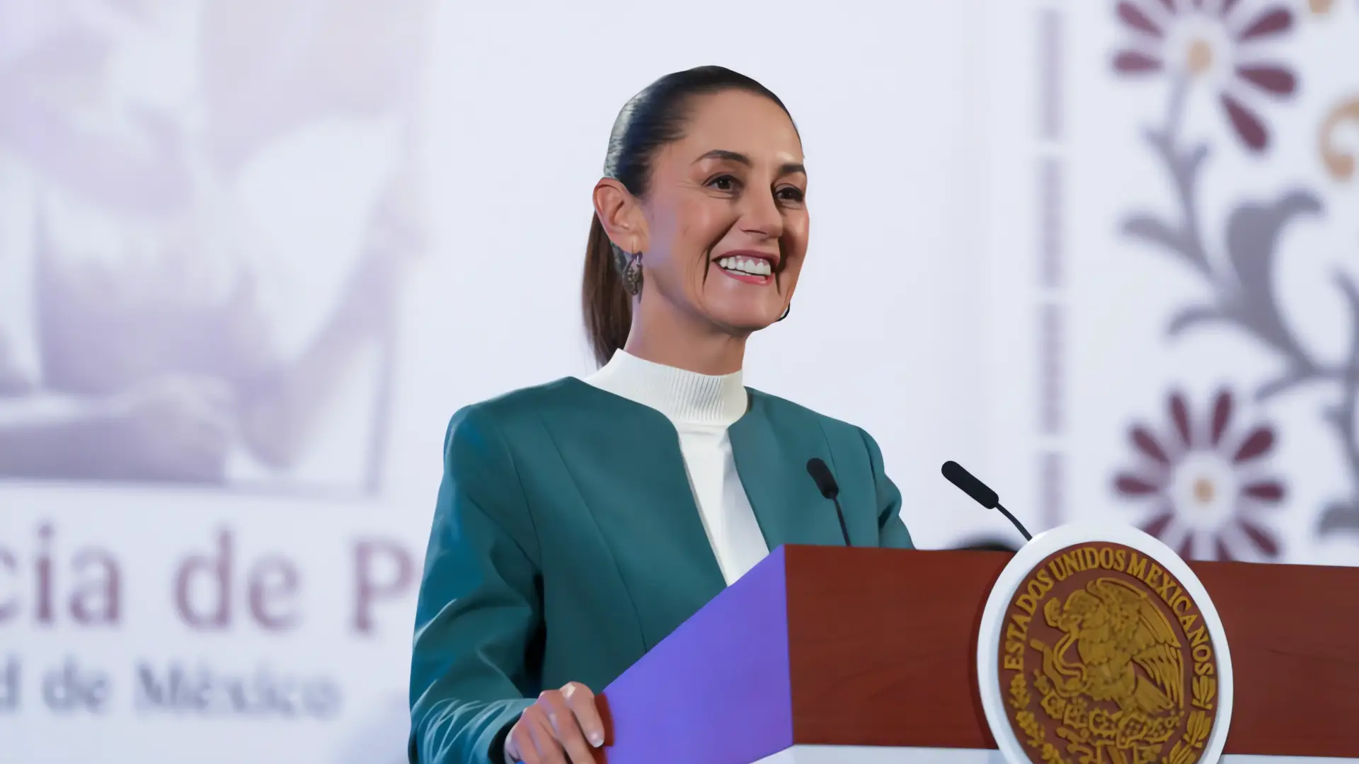 Madres buscadoras en Teuchitlán exigen protección a Sheinbaum
