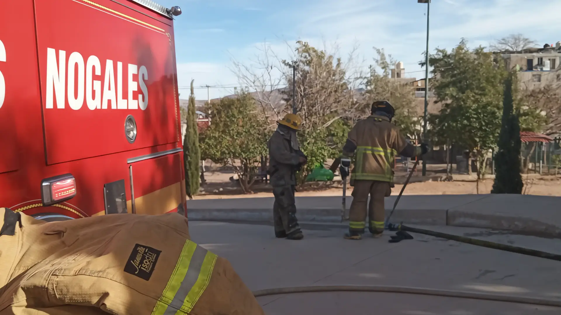 Incendio consume vivienda en Los Encinos nuevamente
