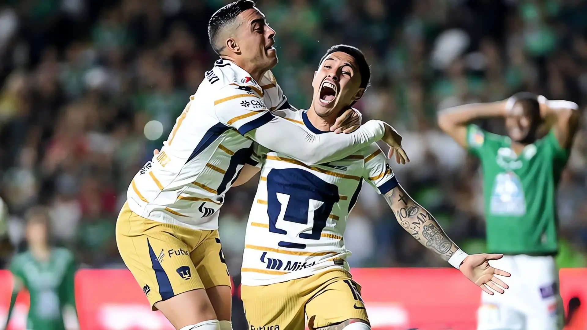 Pumas doblega al León en emocionante remontada
