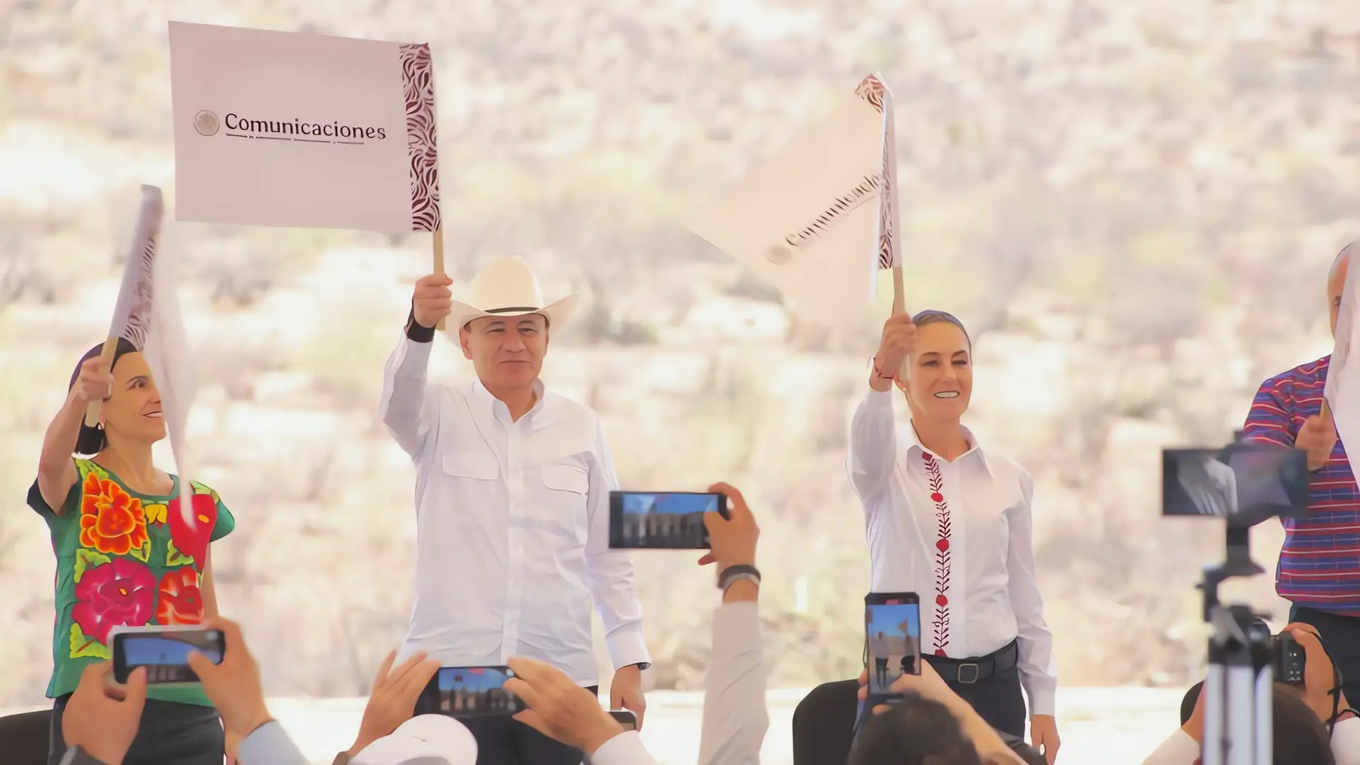 Inicia construcción de carretera con Durazo y Sheinbaum
