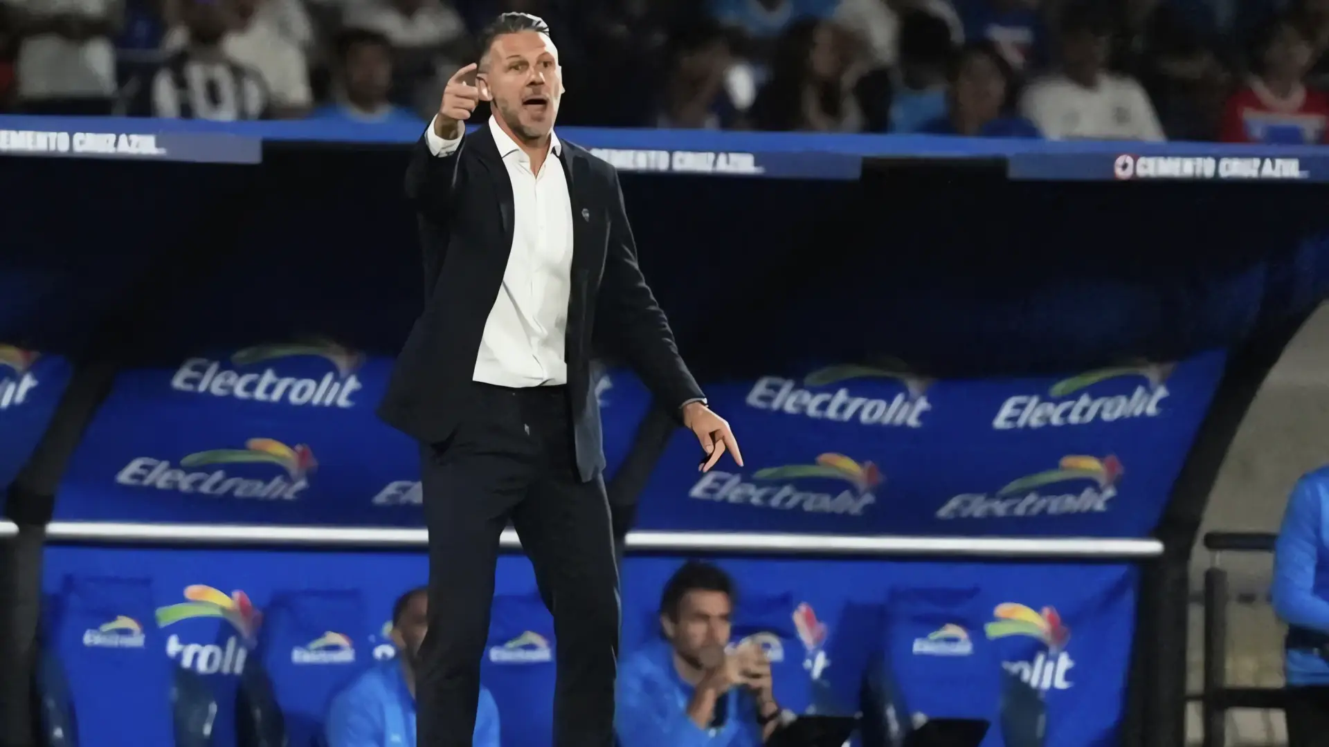 Crisis en Rayados: Canales lesionado y la tensión a flor de piel
