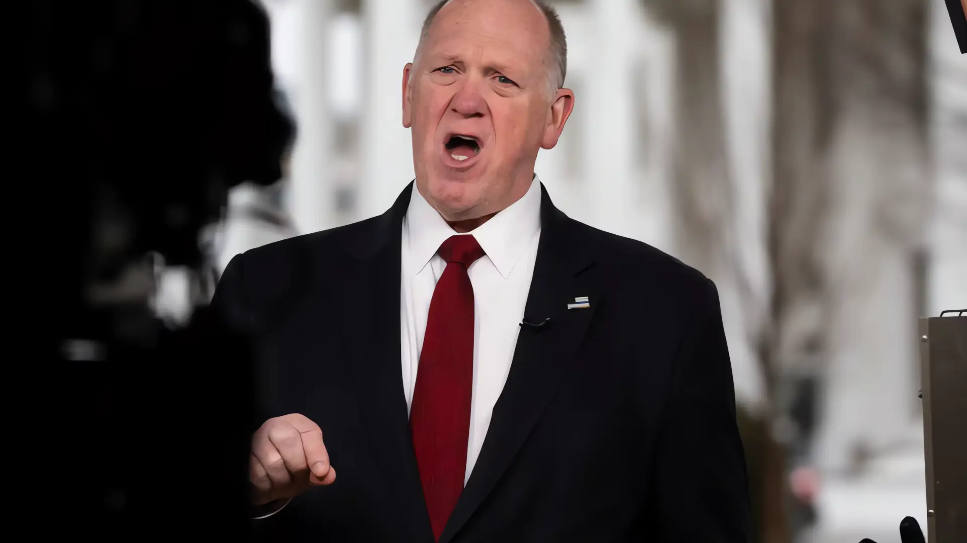 Homan advierte de deportaciones masivas en Arizona
