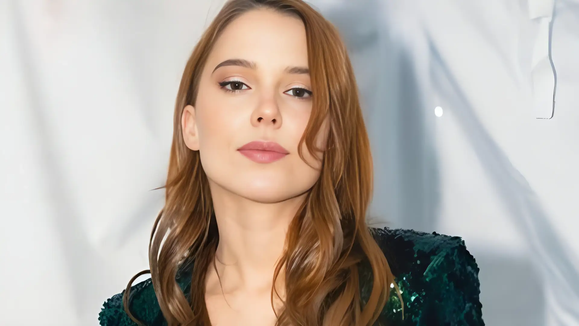 Majo Aguilar y Mario Vargas Llosa: Un encuentro de mundos
