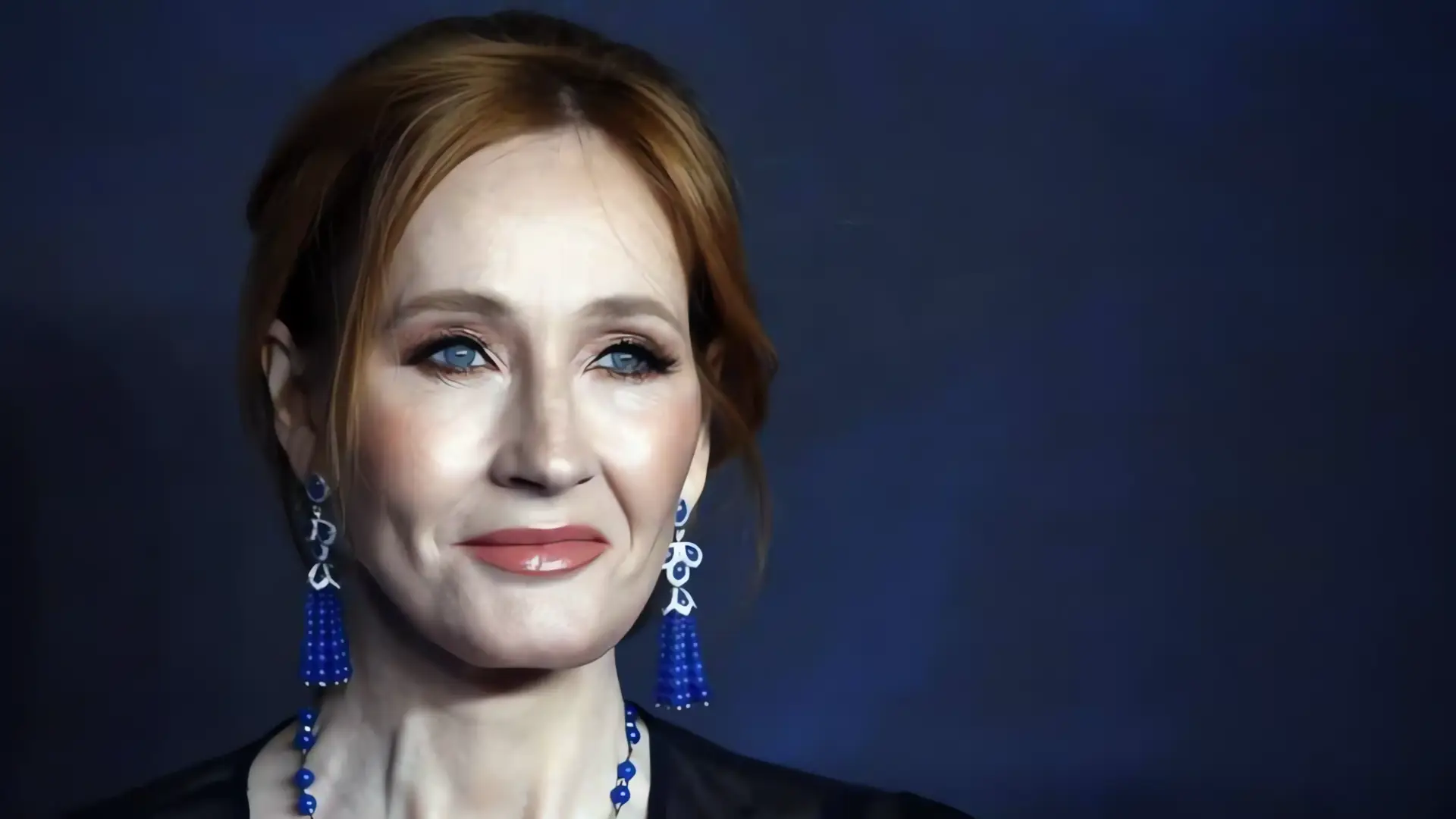 J.K. Rowling enfrenta críticas por sus comentarios sobre actores de Harry Potter y la comunidad trans
