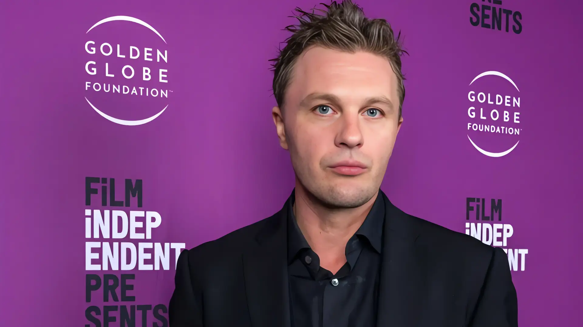 Actor Michael Pitt Acusado de Abuso Sexual
