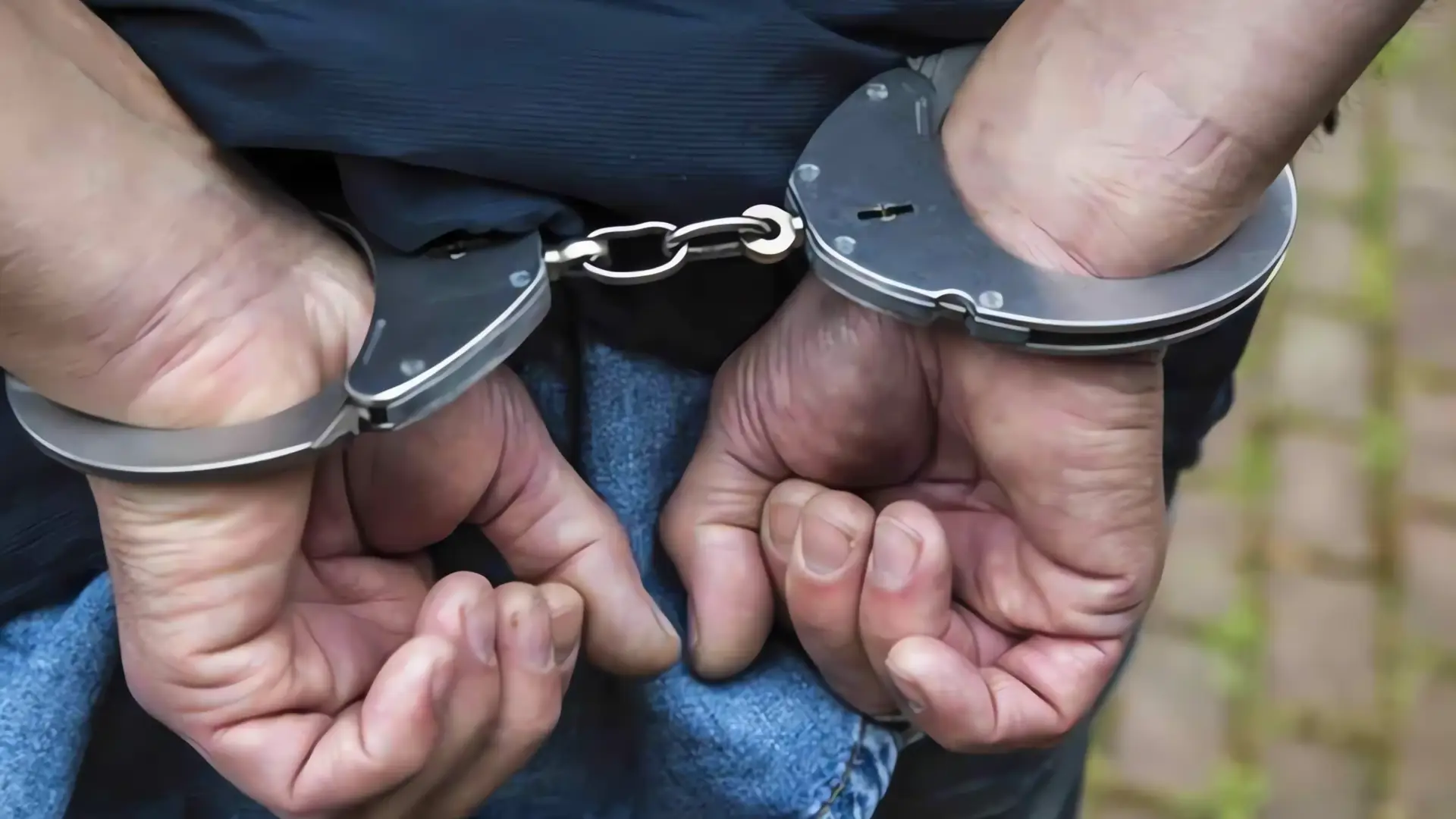 Ola de robos a mano armada en Phoenix deja dos arrestados
