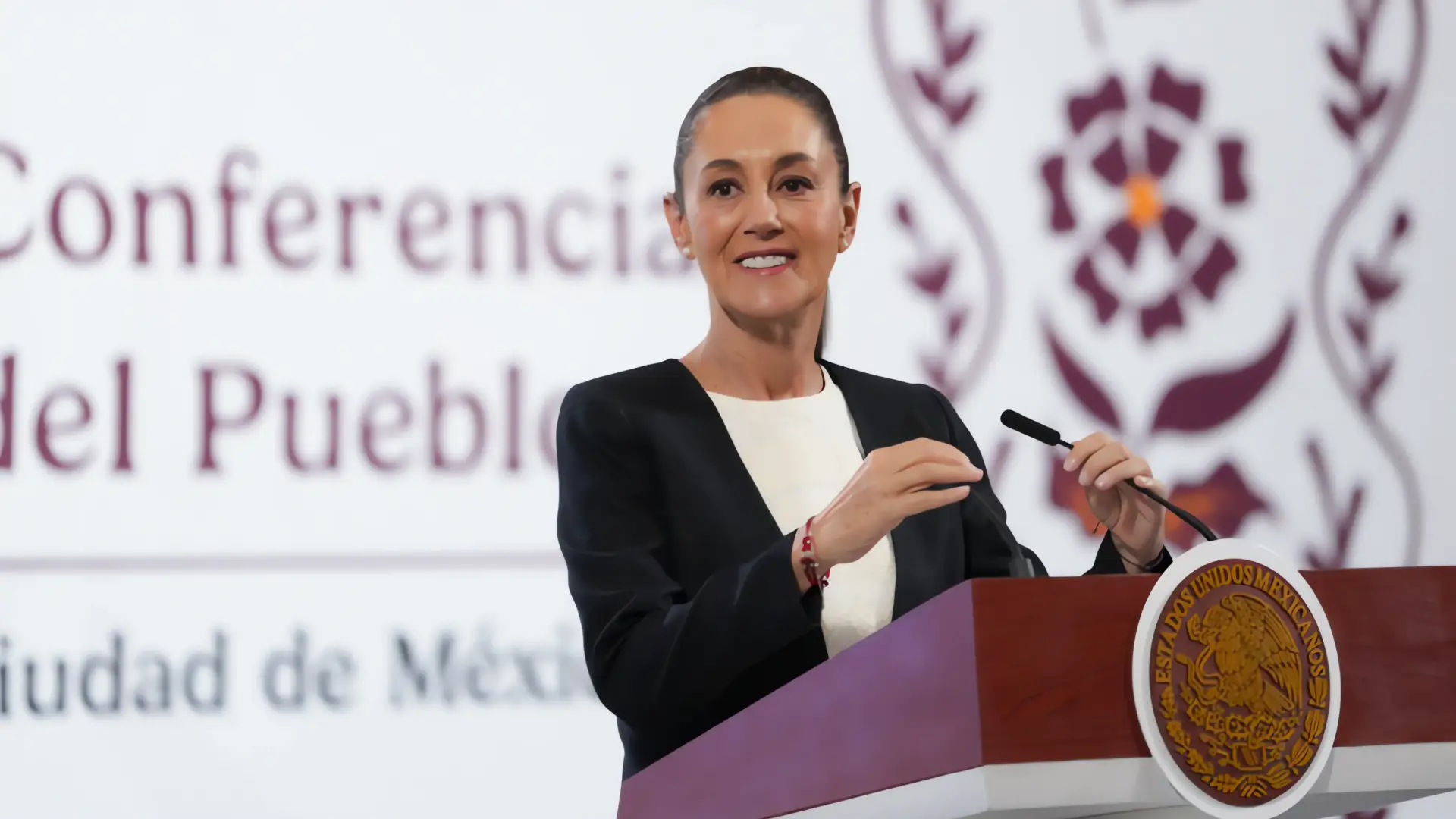 Sheinbaum demanda a Google por uso del nombre "Golfo de México"
