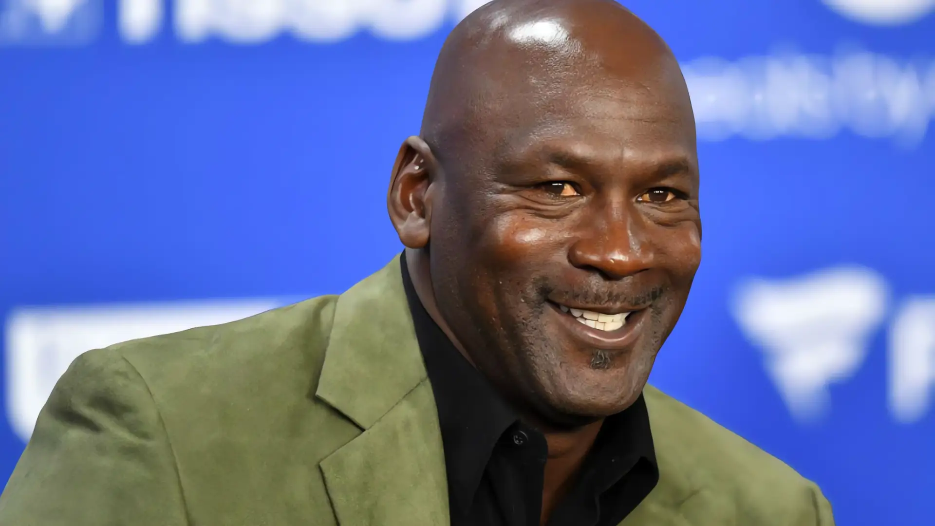 Jordan regresa a la TV como comentarista de la NBA en NBC
