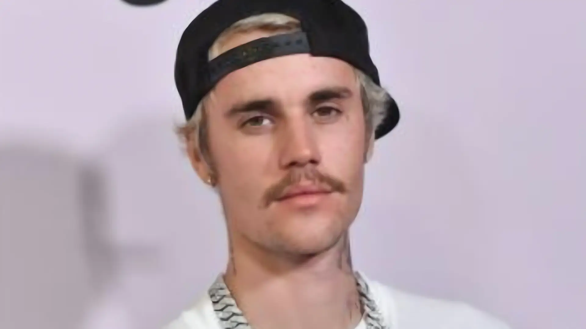 Justin Bieber vende su catálogo musical por $200 millones
