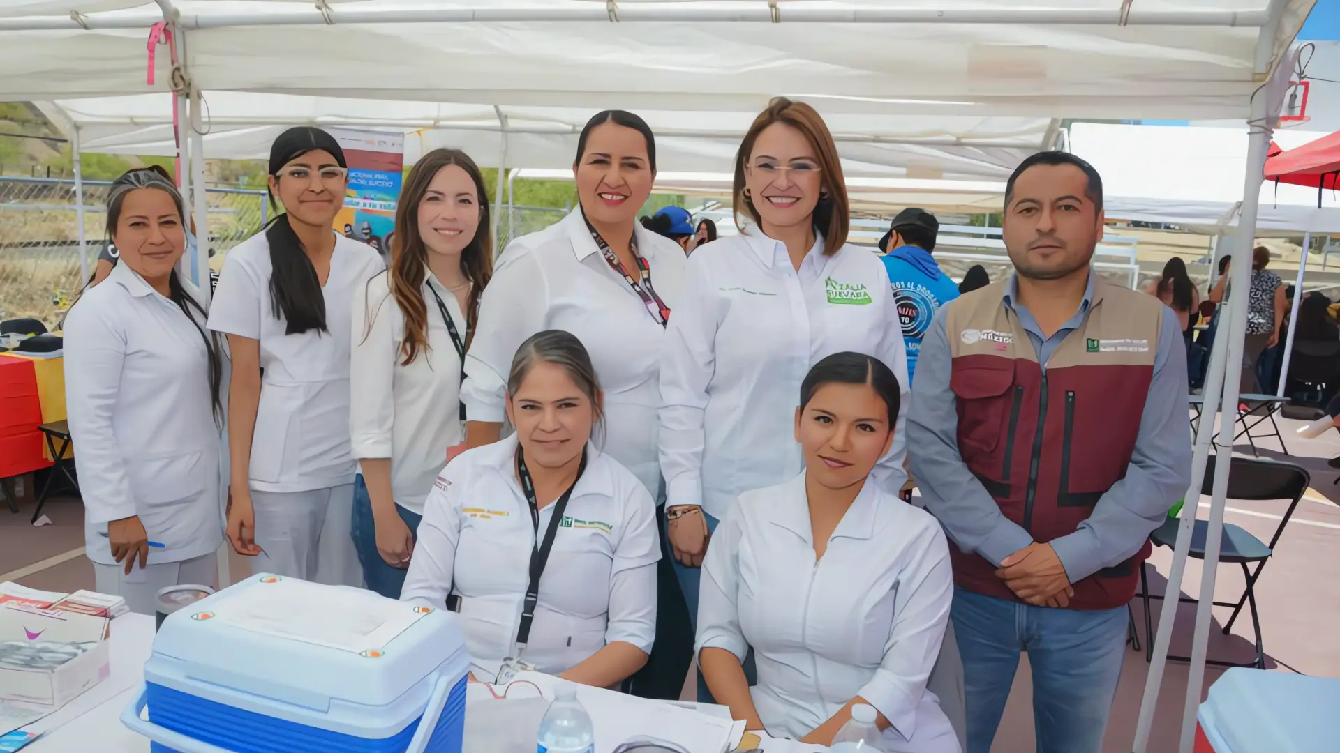 Salud Llega a Lomas del Sol
