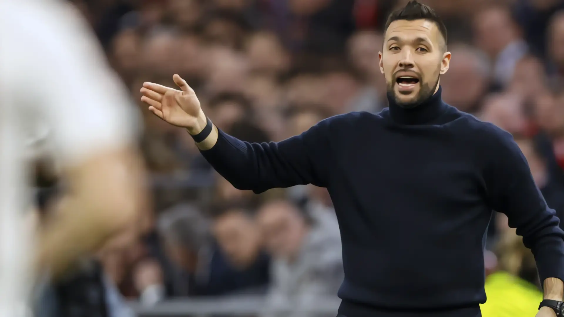 PSV se corona campeón tras sorpresivo final; Farioli renuncia al Ajax
