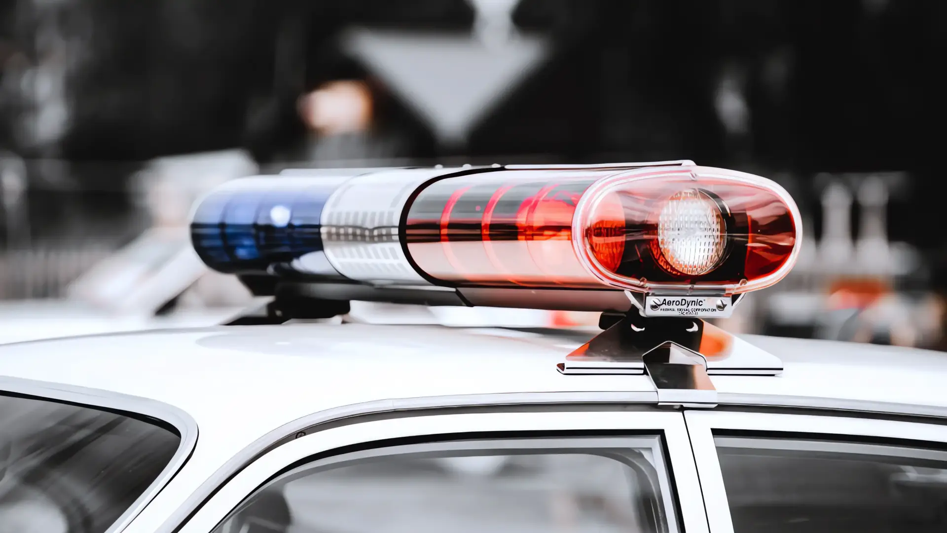 Ataque violento en supermercado de Green Valley deja herido grave
