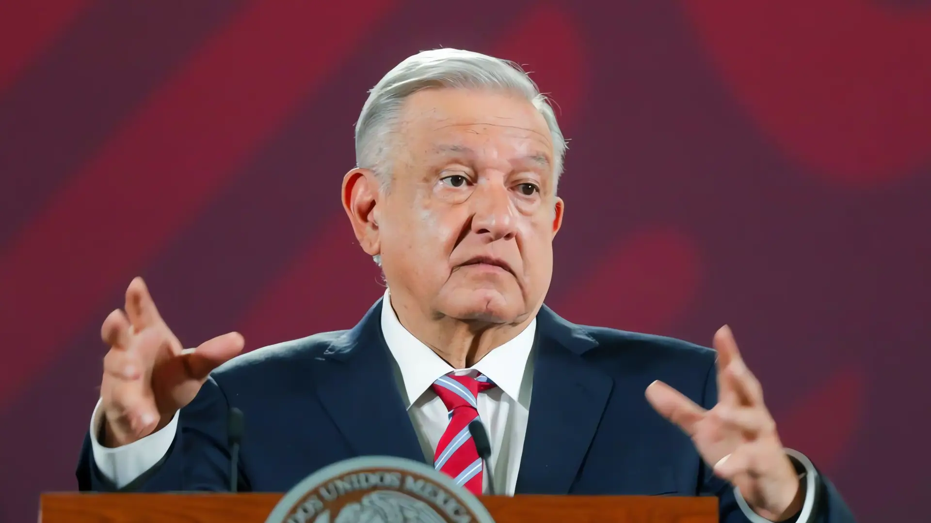 AMLO vota en histórica elección del Poder Judicial
