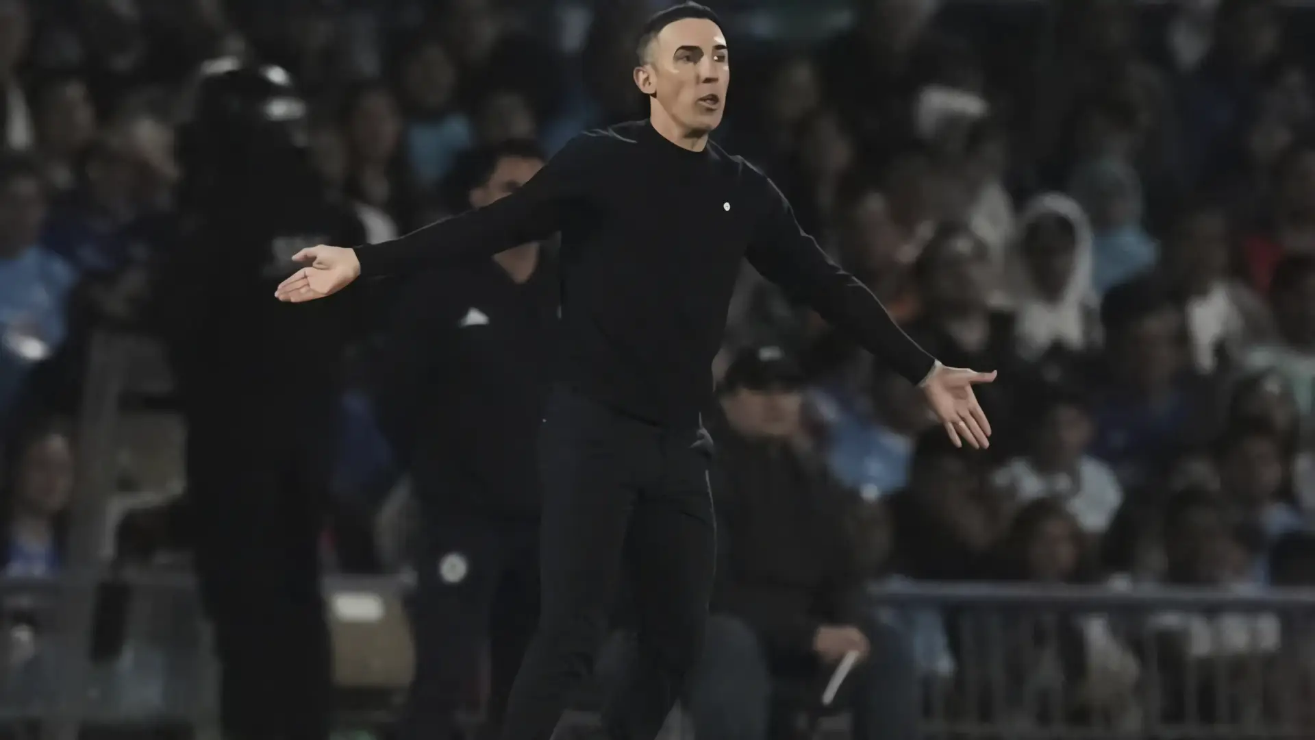 Tras título Concacaf, Cruz Azul despide a Vicente Sánchez
