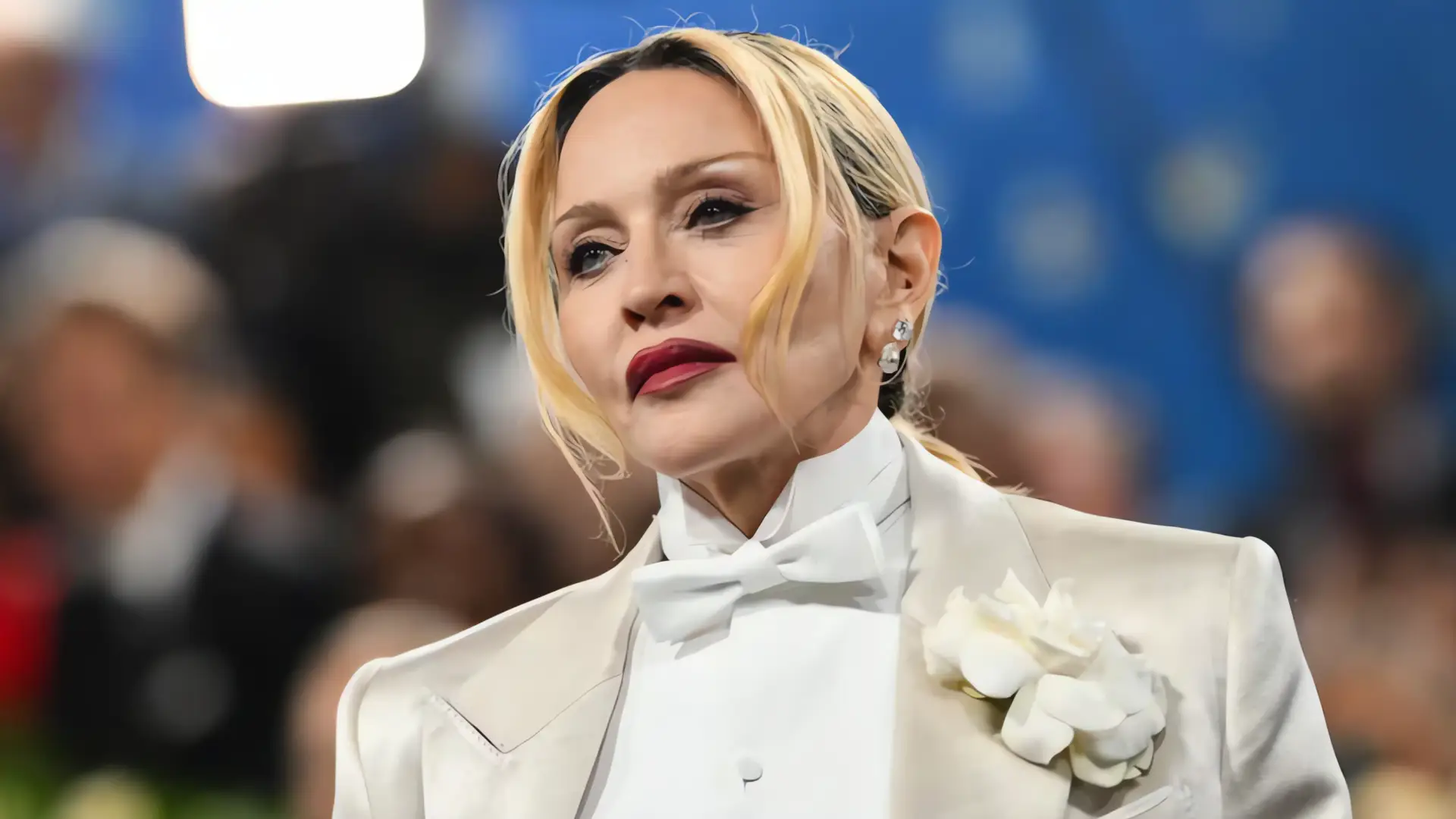 El bolso de cocodrilo de $100,000 de Madonna
